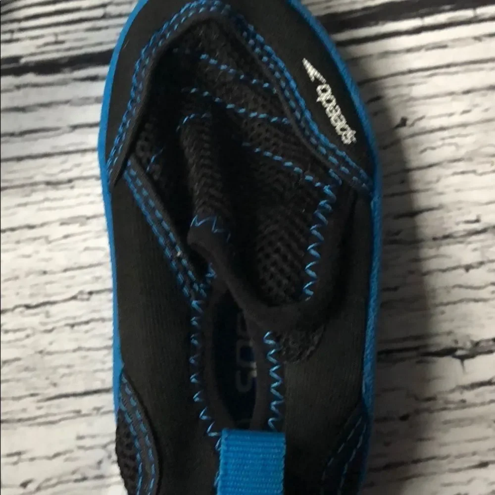 🍭4/$20 Speedo black and blue water swim shoes - 5